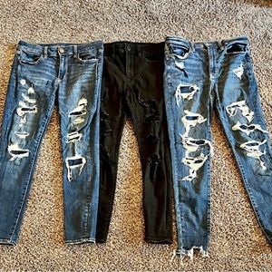 American Eagle Size 6 Short Distressed Jeans Dark Wash and Black